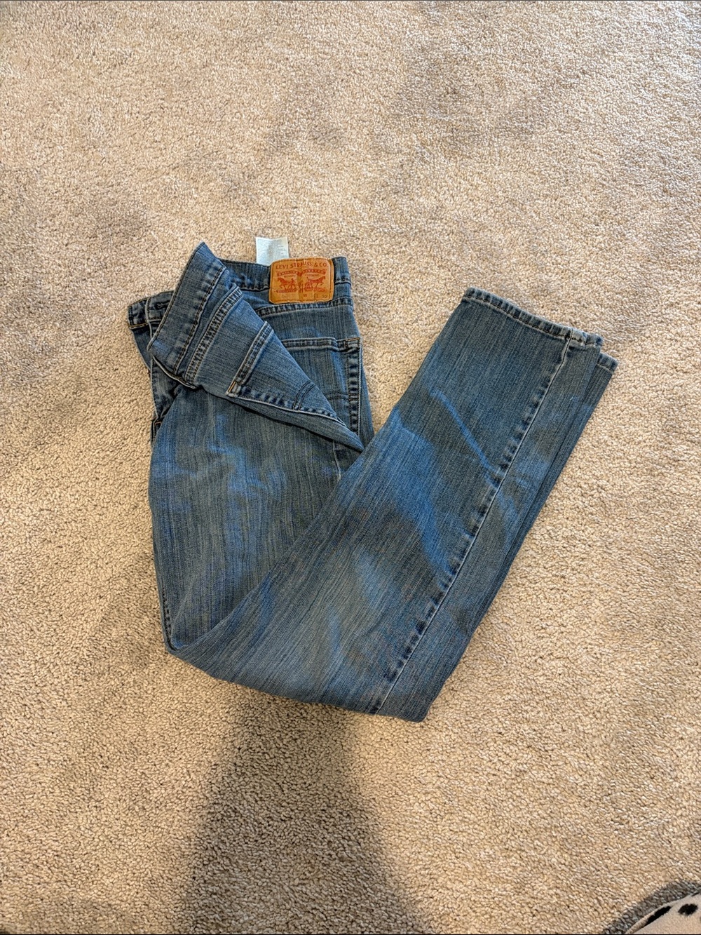 Levi's Men's Medium Blue Slim Straight Jeans